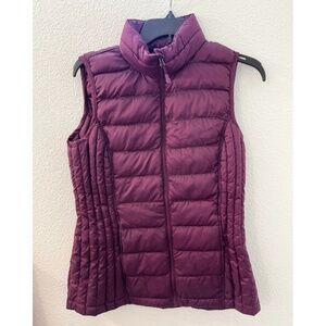 32 Degree Heat women’s lightweight puffer vest size: S